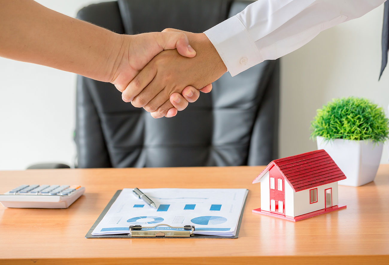 Can I sell a house for cash if it’s part of a divorce settlement?